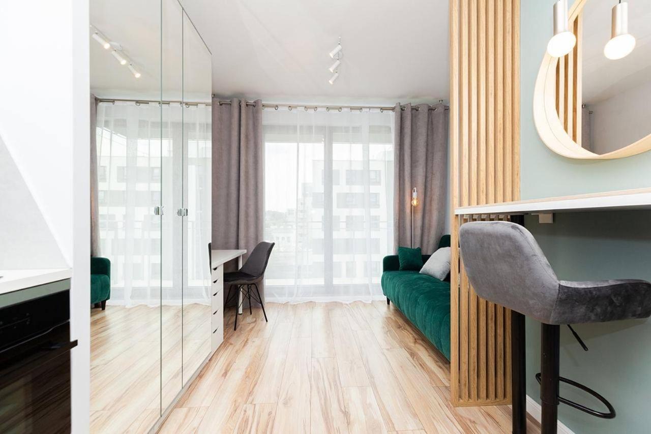 Easy & Comfortable, With Balcony, Very Close To The Center Варшава Екстер'єр фото