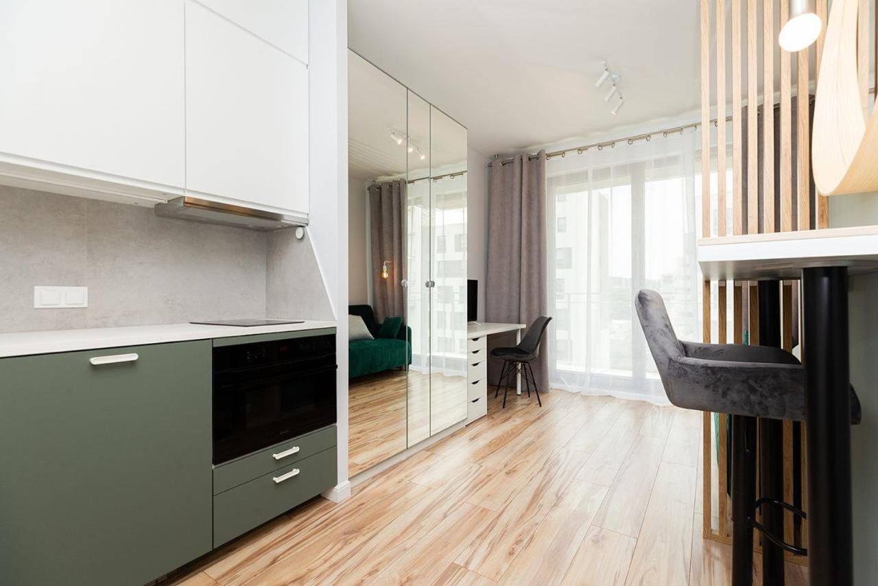 Easy & Comfortable, With Balcony, Very Close To The Center Варшава Екстер'єр фото